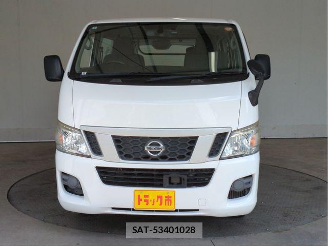Nissan NV350 Caravan 2017-02 6716995-22