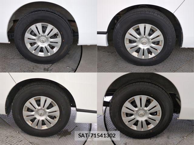 Nissan NV350 Caravan 2018-09 6716991-21