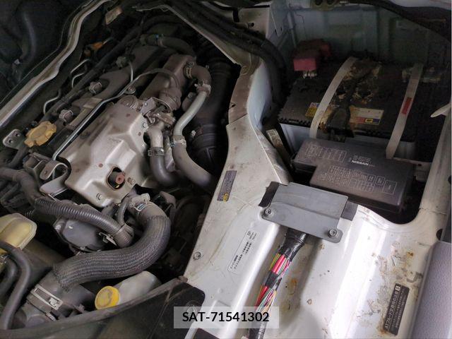 Nissan NV350 Caravan 2018-09 6716991-23
