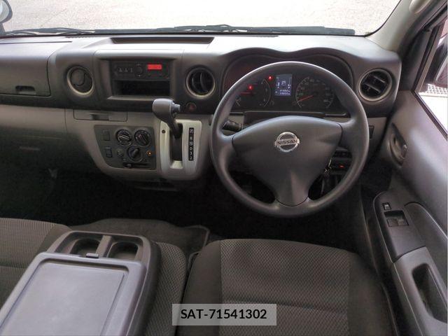Nissan NV350 Caravan 2018-09 6716991-5