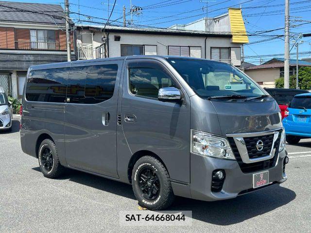 Nissan NV350 Caravan 2019-02 6752772-25