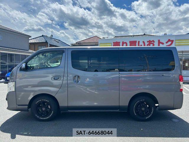Nissan NV350 Caravan 2019-02 6752772-29