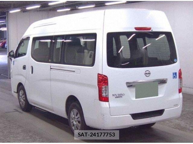 Nissan NV350 Caravan 2014-03 6816385-1