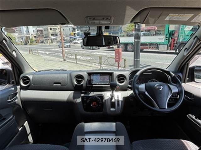 Nissan NV350 Caravan 2019-07 6910725-1