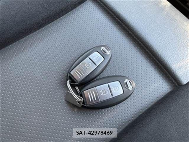 Nissan NV350 Caravan 2019-07 6910725-19