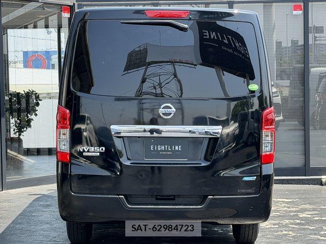 Nissan NV350 Caravan 2015-09 6910730-6