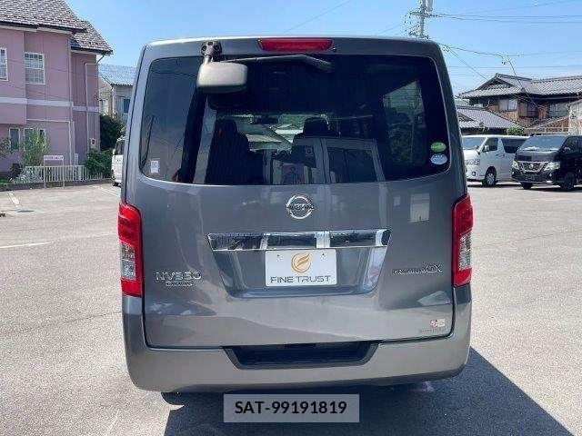 Nissan NV350 Caravan 2018-08 6996693-20