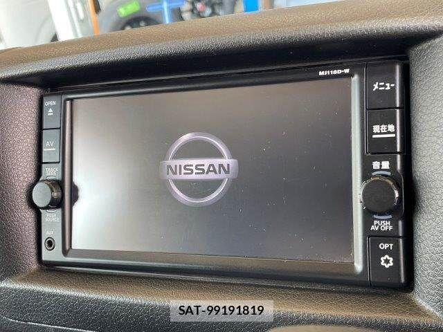 Nissan NV350 Caravan 2018-08 6996693-3