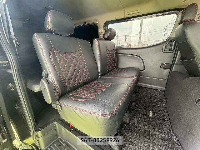 Nissan NV350 Caravan 2022-01 6996691-13