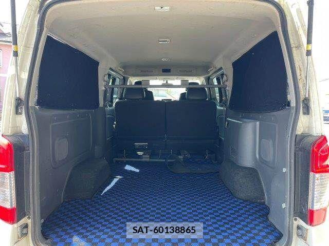 Nissan NV350 Caravan 2013-03 6996696-10