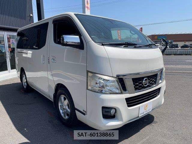 Nissan NV350 Caravan 2013-03 6996696-16