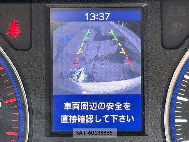 Nissan NV350 Caravan 2013-03 6996696-4
