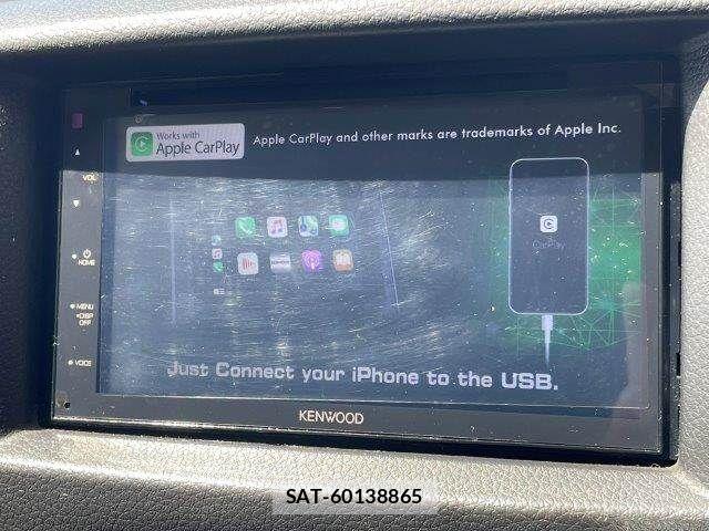 Nissan NV350 Caravan 2013-03 6996696-5