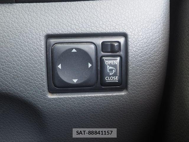 Nissan NV350 Caravan 2013-09 7021161-6