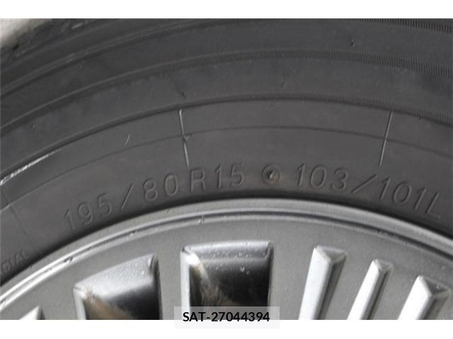 Nissan NV350 Caravan 2019-03 7021152-21