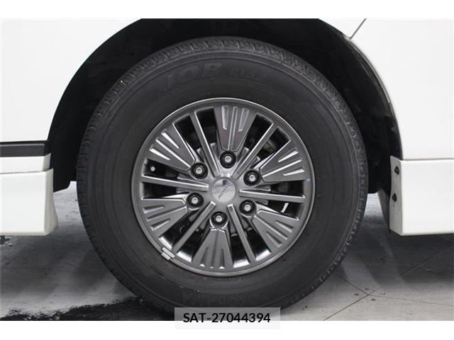 Nissan NV350 Caravan 2019-03 7021152-23