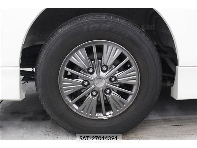 Nissan NV350 Caravan 2019-03 7021152-25