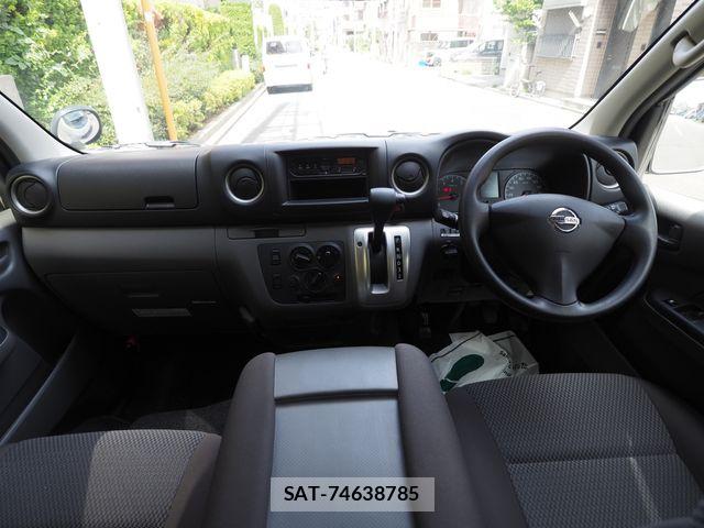 Nissan NV350 Caravan 2018-12 7060074-1