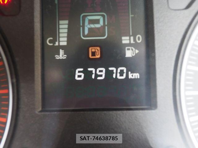Nissan NV350 Caravan 2018-12 7060074-2