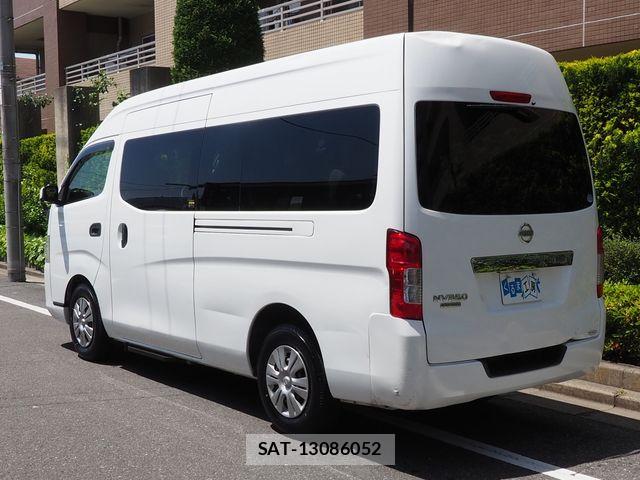 Nissan NV350 Caravan 2014-03 7060077-21