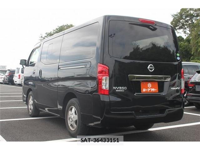 Nissan NV350 Caravan 2016-09 7060080-10