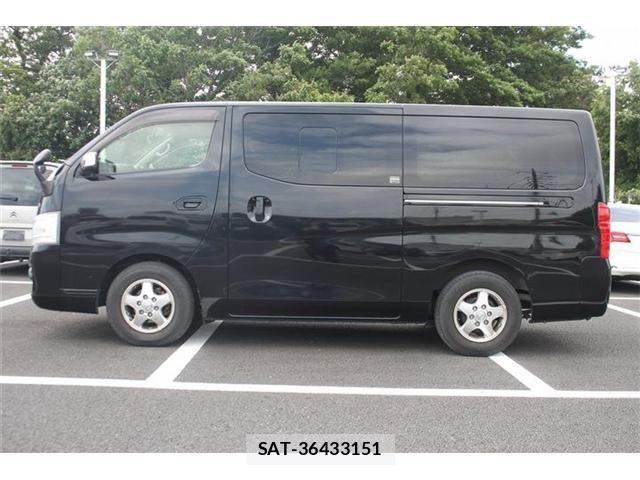 Nissan NV350 Caravan 2016-09 7060080-11