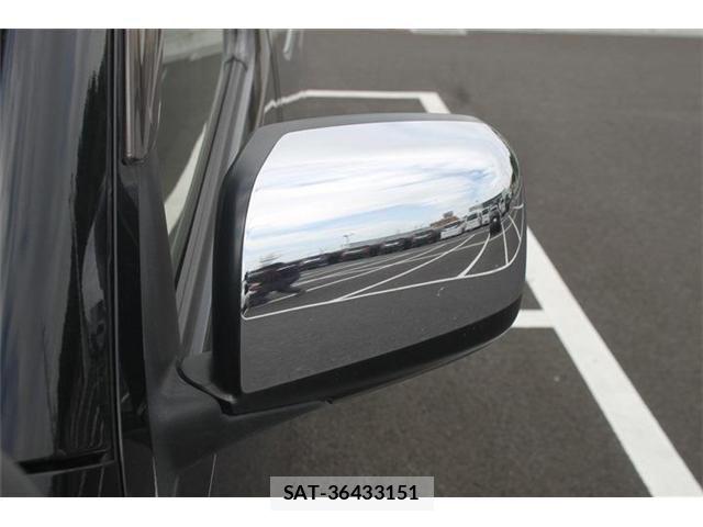 Nissan NV350 Caravan 2016-09 7060080-19