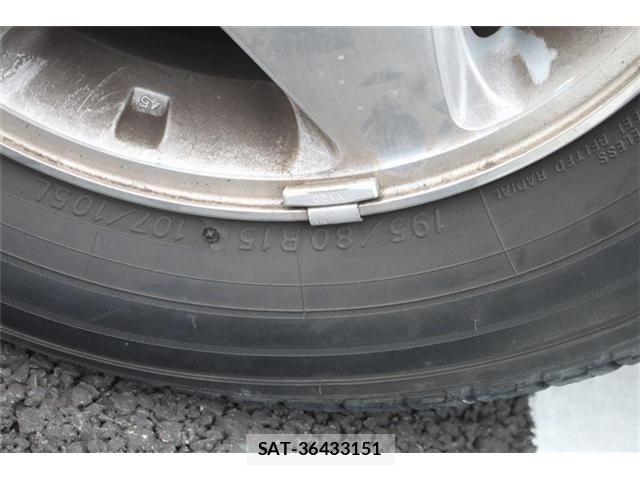 Nissan NV350 Caravan 2016-09 7060080-27