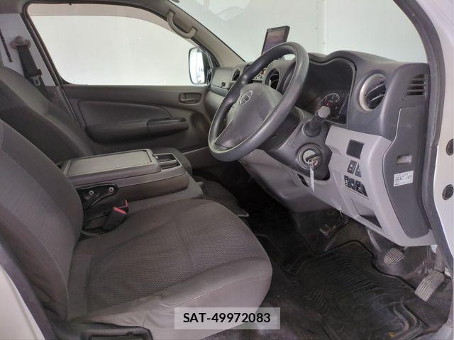 Nissan NV350 Caravan 2016-12 7060075-26