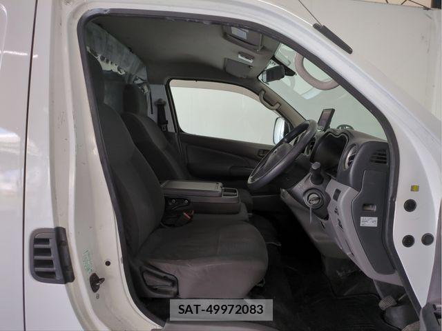 Nissan NV350 Caravan 2016-12 7060075-27