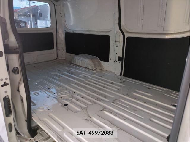 Nissan NV350 Caravan 2016-12 7060075-7