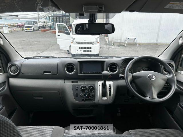 Nissan NV350 Caravan 2021-03 7021150-1