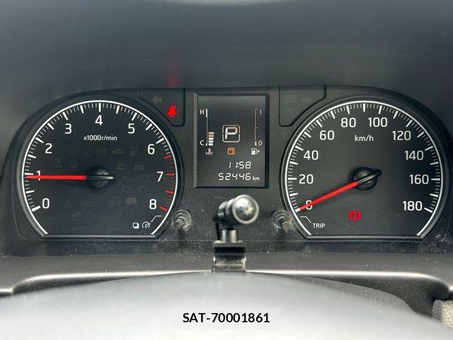 Nissan NV350 Caravan 2021-03 7021150-6