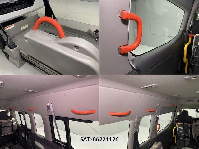 Nissan NV350 Caravan 2019-01 7223178-16