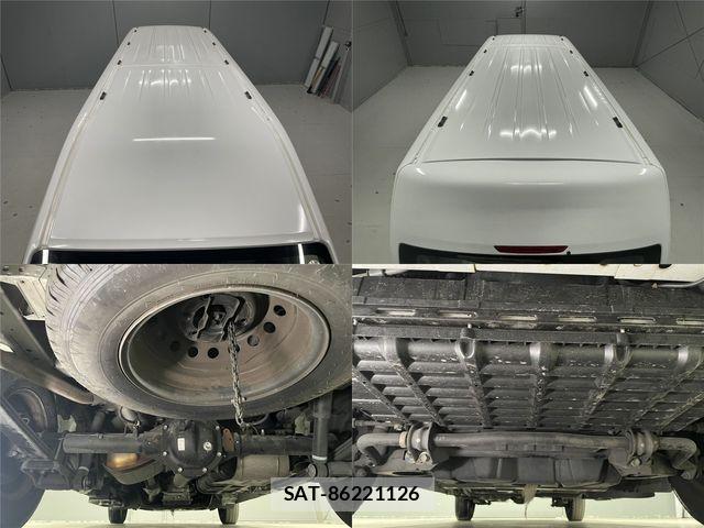 Nissan NV350 Caravan 2019-01 7223178-21