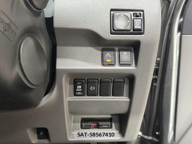 Nissan NV350 Caravan 2019-06 7223175-13