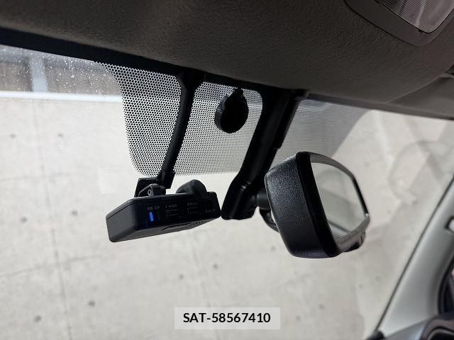Nissan NV350 Caravan 2019-06 7223175-17
