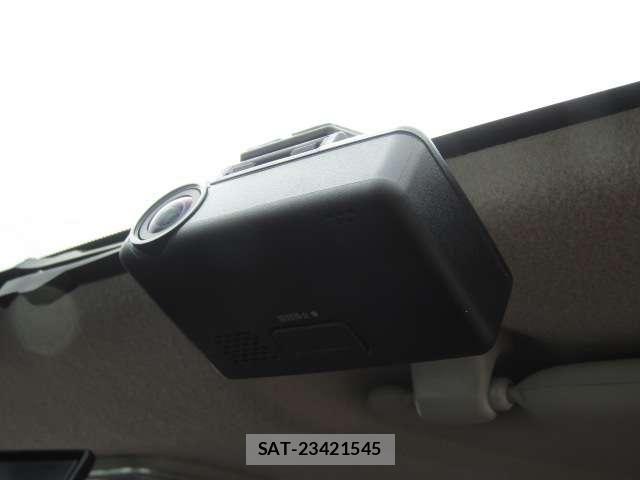 Nissan NV350 Caravan 2020-03 7223176-9