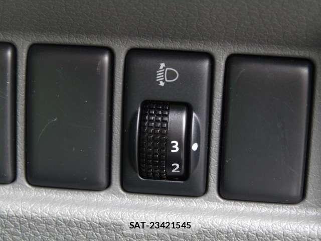 Nissan NV350 Caravan 2020-03 7223176-10