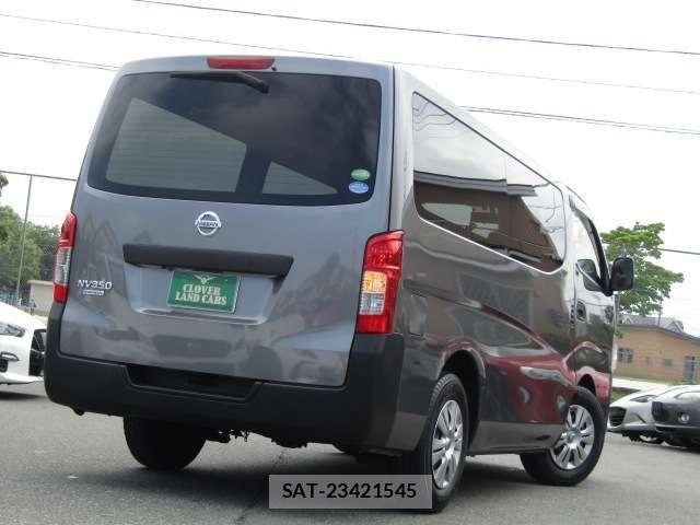 Nissan NV350 Caravan 2020-03 7223176-28