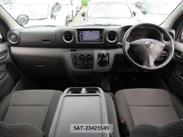 Nissan NV350 Caravan 2020-03 7223176-2