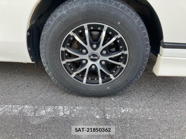 Nissan NV350 Caravan 2014-02 7223163-3
