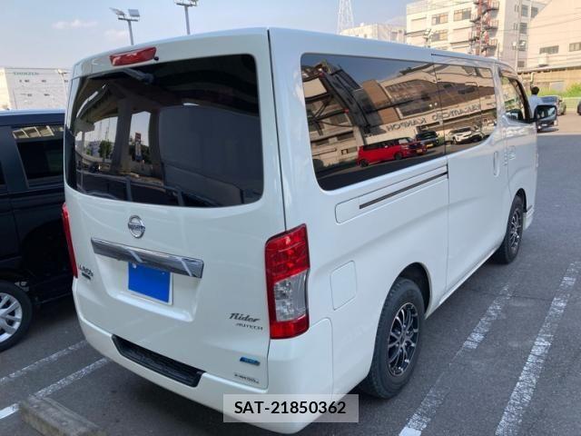 Nissan NV350 Caravan 2014-02 7223163-7