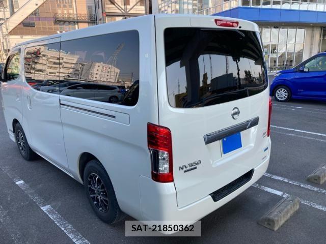 Nissan NV350 Caravan 2014-02 7223163-8