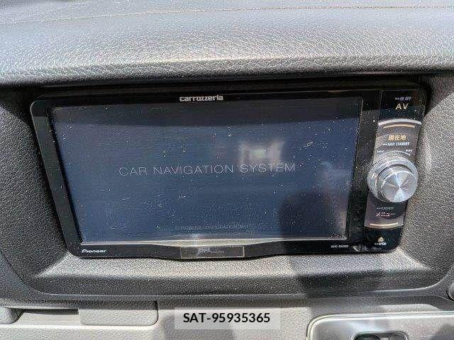 Nissan NV350 Caravan 2018-06 7223173-3