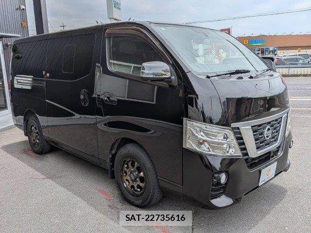 Nissan NV350 Caravan 2017-07 7217894-15