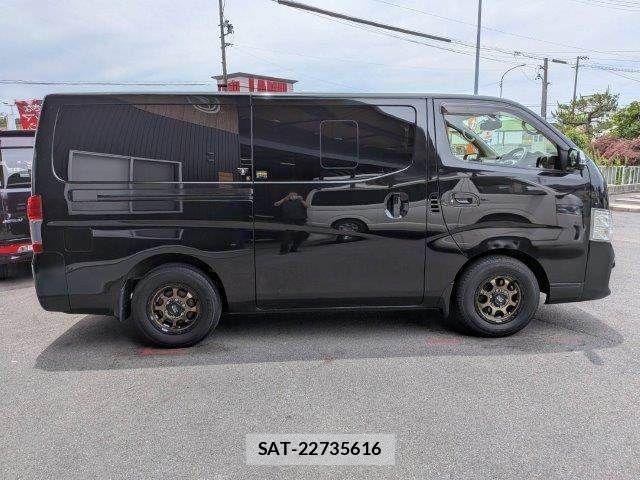 Nissan NV350 Caravan 2017-07 7217894-16