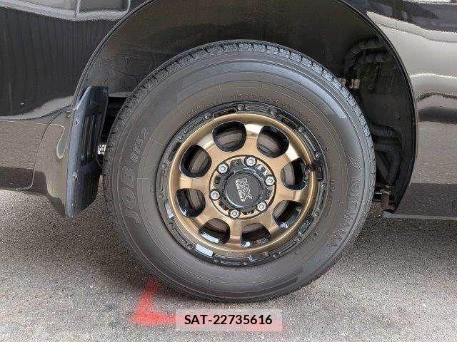 Nissan NV350 Caravan 2017-07 7217894-27
