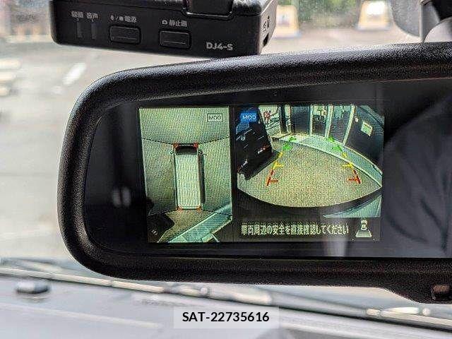 Nissan NV350 Caravan 2017-07 7217894-5