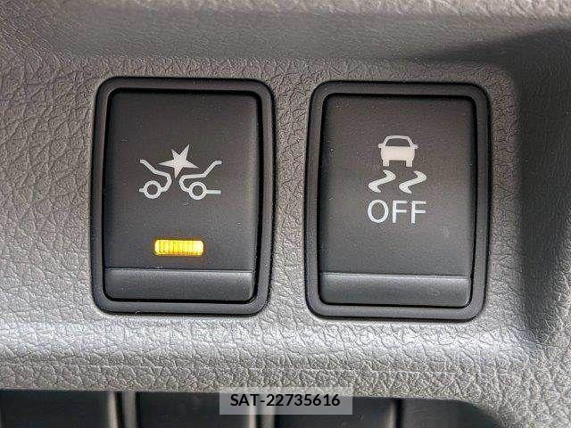Nissan NV350 Caravan 2017-07 7217894-6